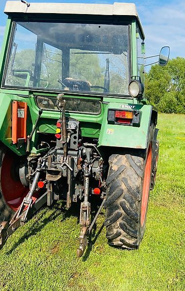 Fendt Farmer 305 LSA Traktor 19 999 €