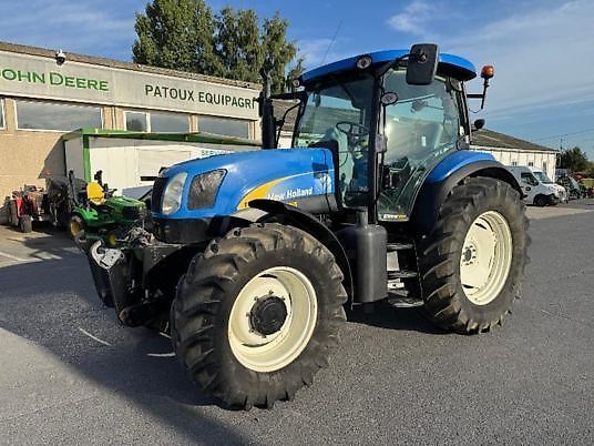 E-FARM: New Holland T6030 - Traktor - id CZVJDPR - 35.000 € - Baujahr: 2010 - Abgelesene Motorstunden: 8.515,Motorleistung (PS): 125,Frankreich