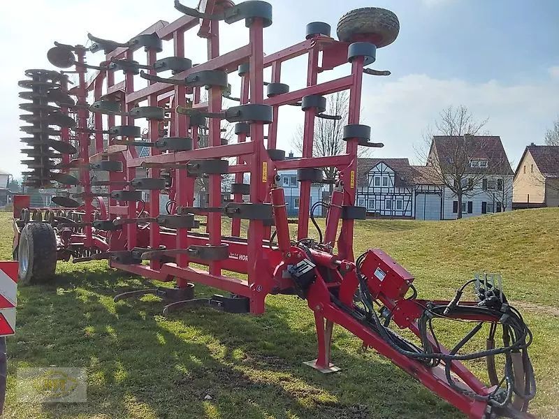 E-FARM: HORSCH Tiger 8 XL - Grubber - id 9B7IJBT - 55.000 € - Baujahr: 2020 - Deutschland