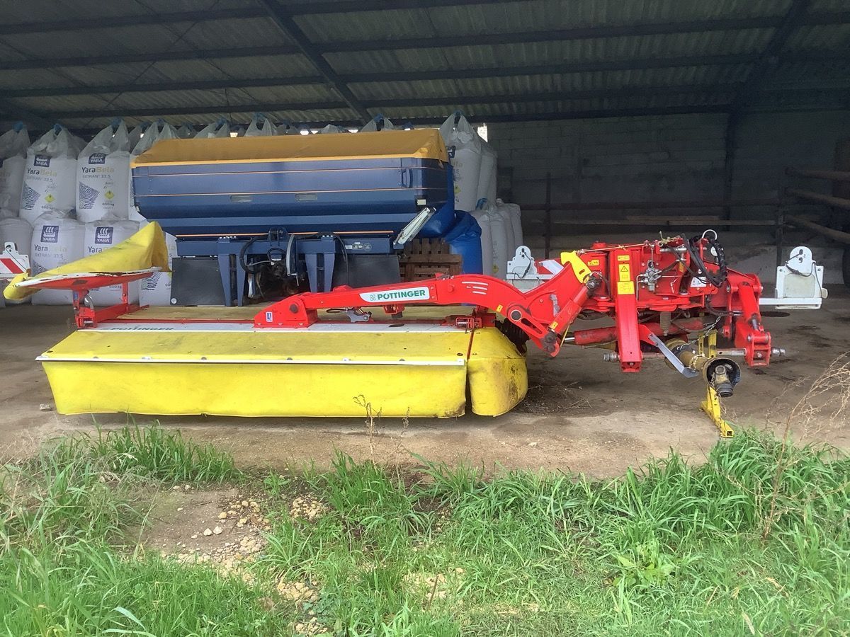 Pöttinger NovaCat 302 ED Mower €9,500