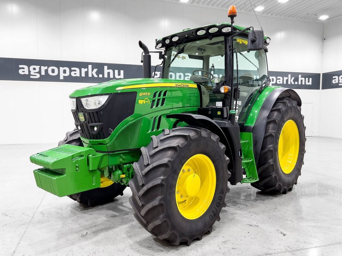 E-FARM: John Deere 6145 R - Traktorius - id K57IQ25 - Gamybos metai: 2016 - Variklio darbo valandos: 6 304,Variklio galia (AG): 145,Vengrija