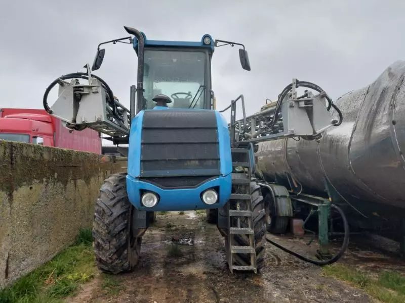 E-FARM: Evrard alpha - Pulvérisateur - id VCZZP5W - 25 000 € - Année: 2006 - Lecture du nombre d'heure: 3 500,France