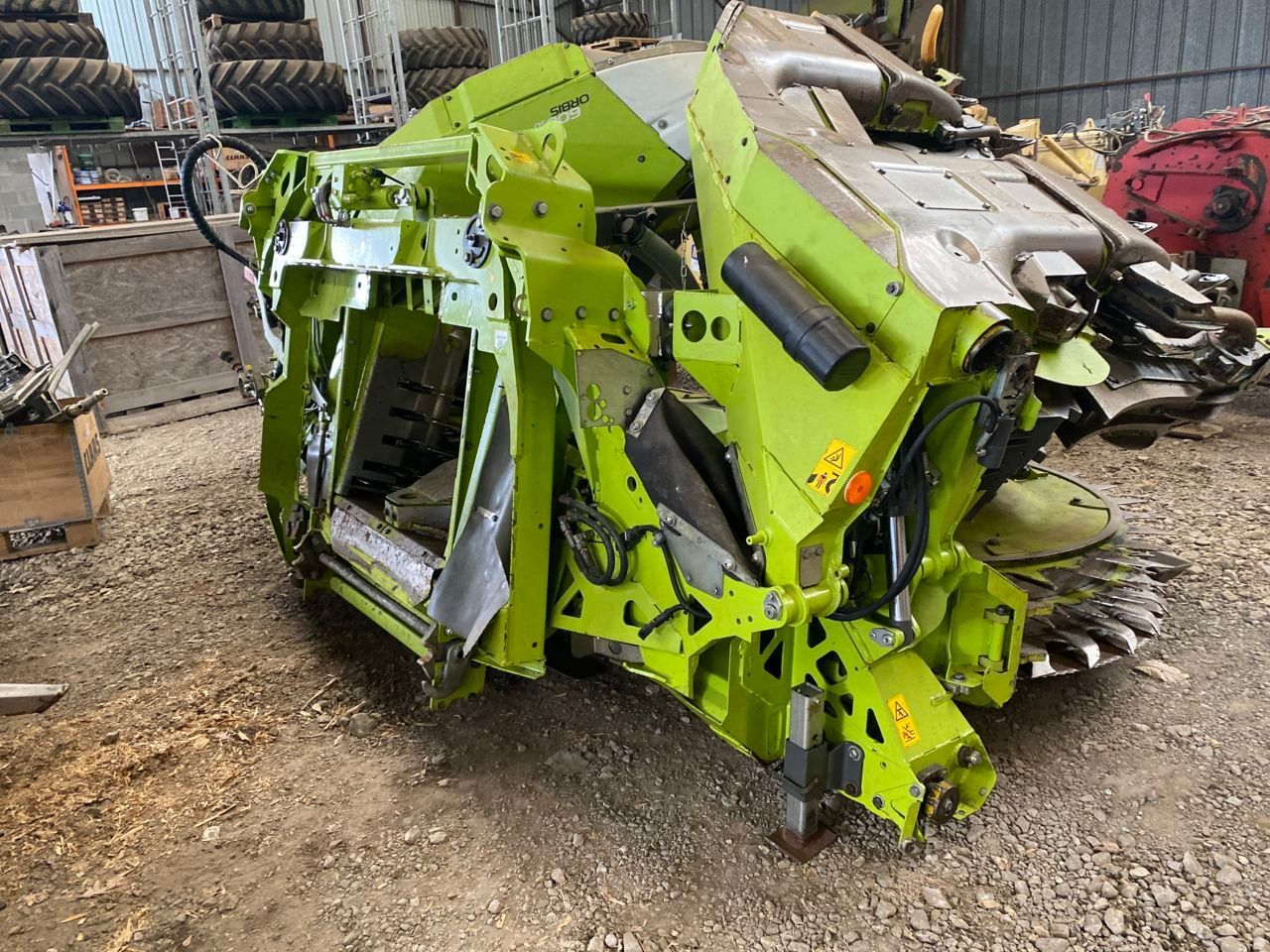 E-FARM: Claas Orbis 600 SD - Hedery do kombajnów zbożowych/sieczkarni - id L22MRUG - 61 000 € - Rok produkcji: 2021 - Francja
