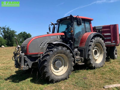 E-FARM: Valtra T 203 - Tractor - id WUALDHJ - €50,000 - Year of construction: 2012 - Engine hours: 5,300,Engine power (HP): 200,France