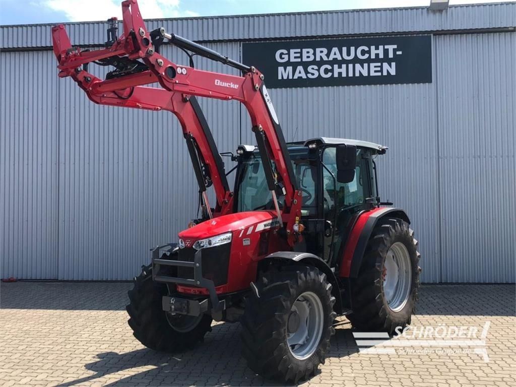 Massey Ferguson 4709 Tractor €41,885