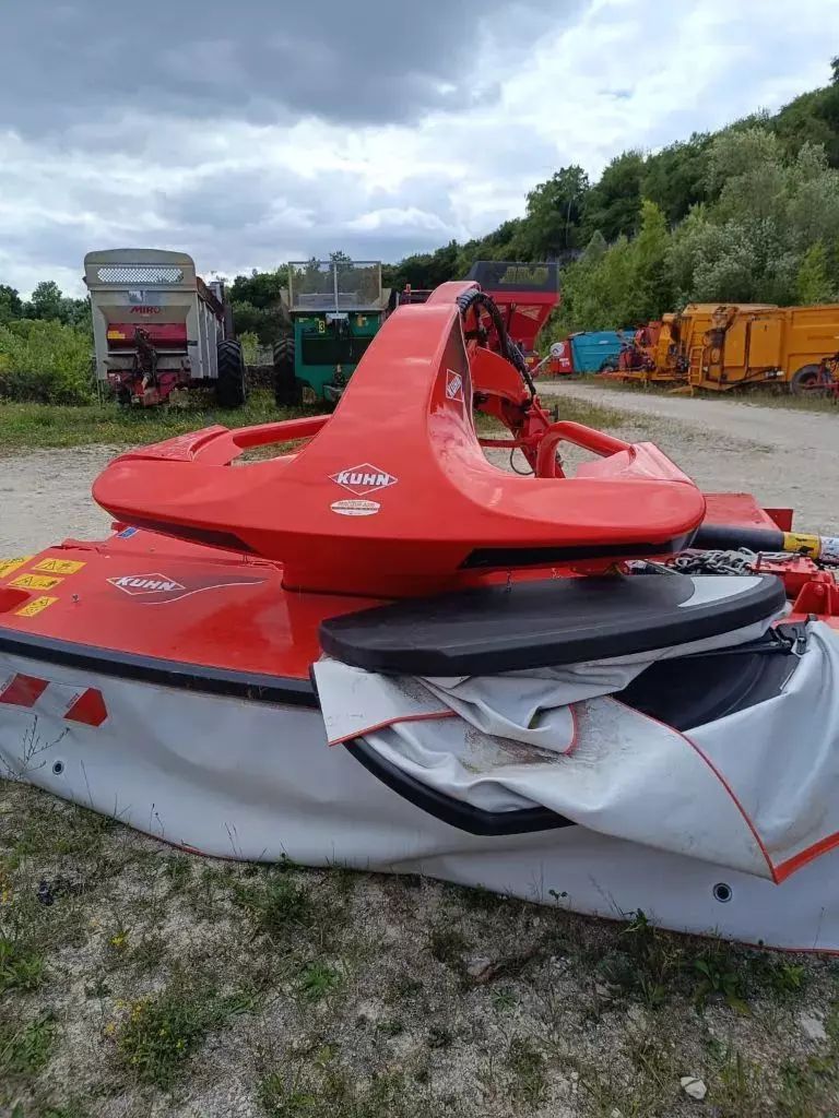 E-FARM: Kuhn FC 3125 DF-FF - Faucheuse - id XA9BQF1 - 12 000 € - Année: 2015 - France