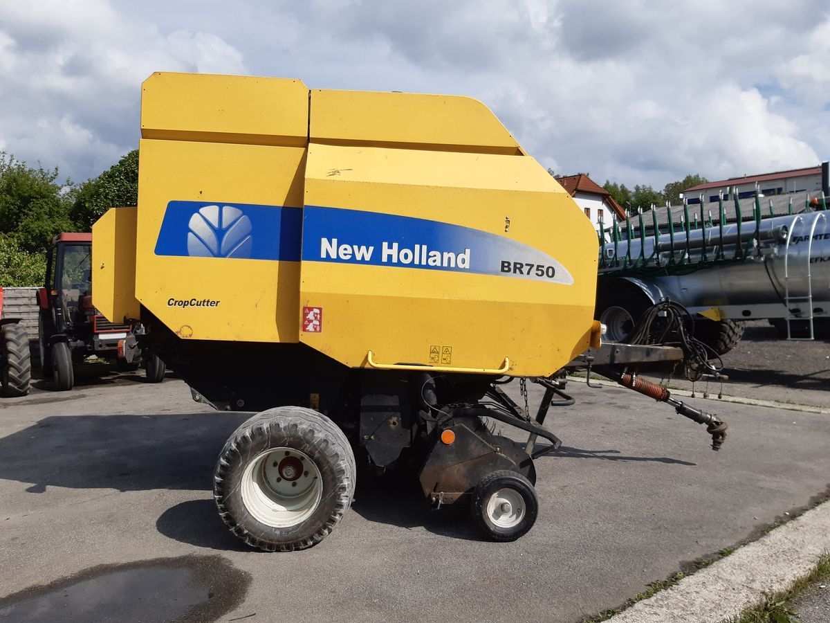 New Holland BR750 Ballenpresse 8.900 €