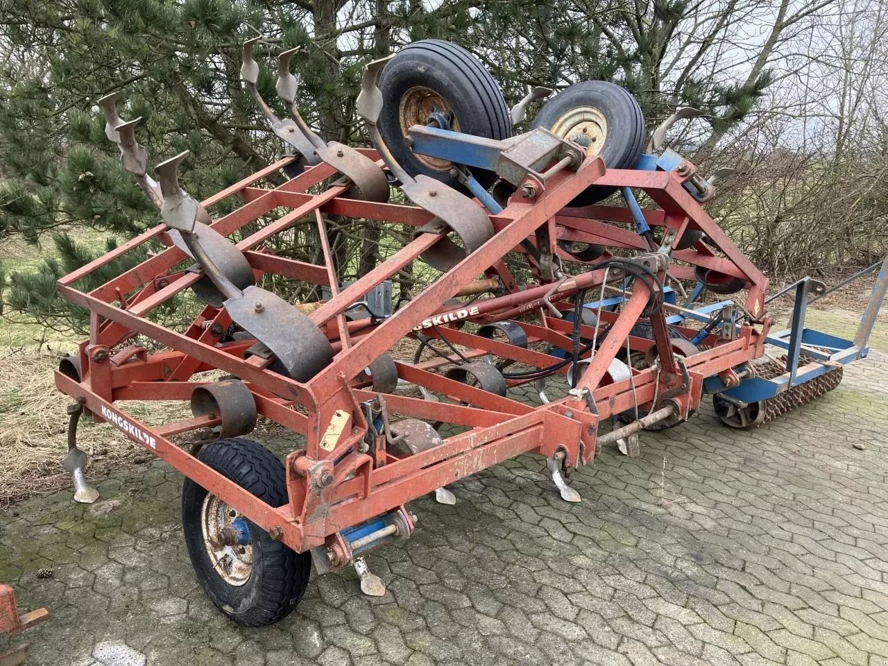 E-FARM: KONGSKILDE vibro flex 25 tands - Grubber - id MZLALVM - 3.218 € - Dänemark