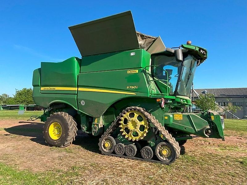 John Deere S 790 Mähdrescher 239.500 €