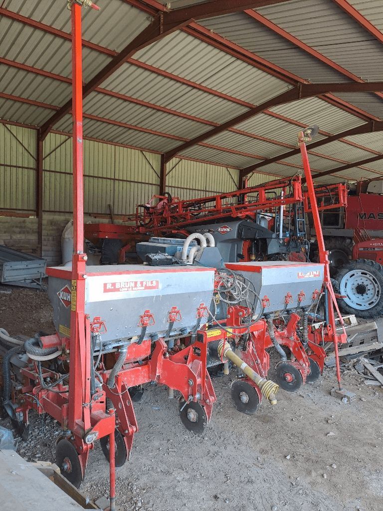E-FARM: Kuhn planter junior - Tikslusis sėjimas - id ZM6EN7B - 5 500 € - Gamybos metai: 2005 - Prancūzija