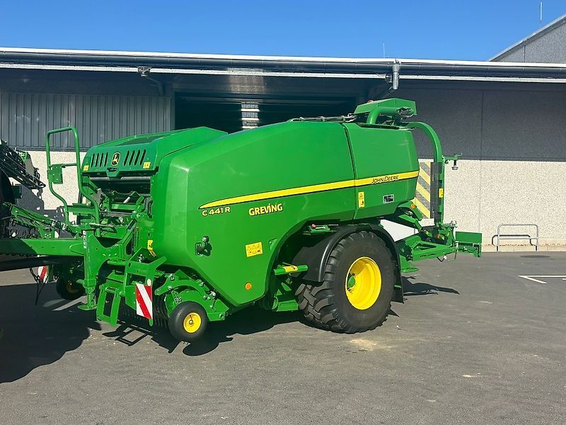 John Deere C441R Empacadora 92.000 €