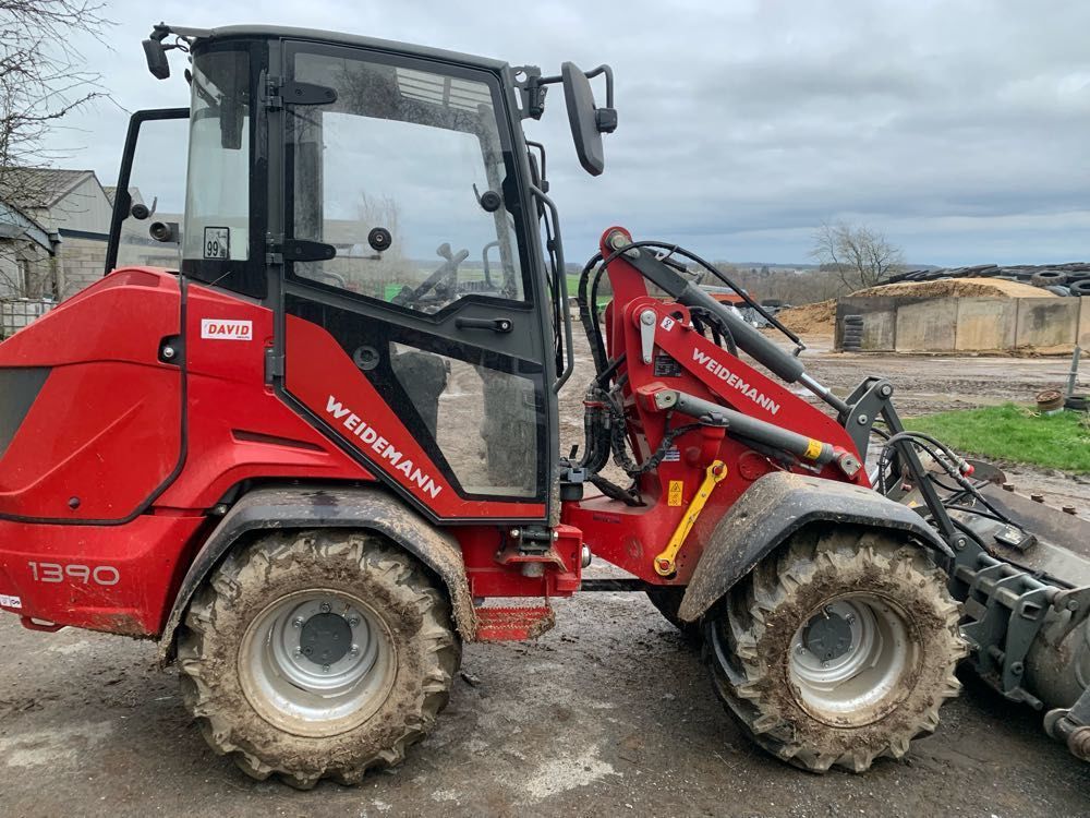 E-FARM: Weidemann 1390 - Radlader - id KC7SFYT - 44.000 € - Baujahr: 2023 - Abgelesene Motorstunden: 550,Frankreich