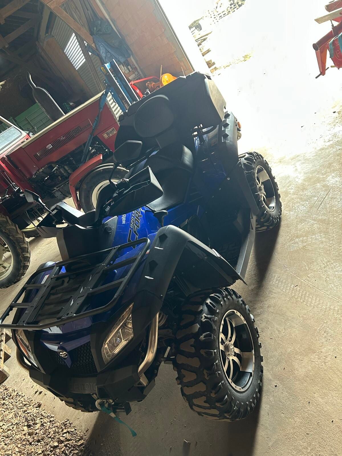 Vehículo de motor 6500 €