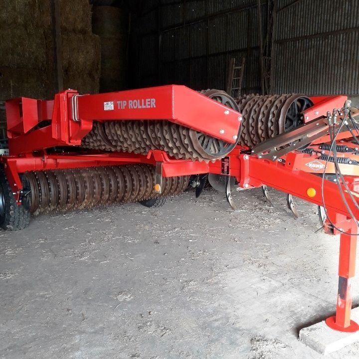 E-FARM: HE-VA tip roller 820 - Prensas y rodillos - id HMPSGHB - 12.000 € - Año: 2020 - Francia