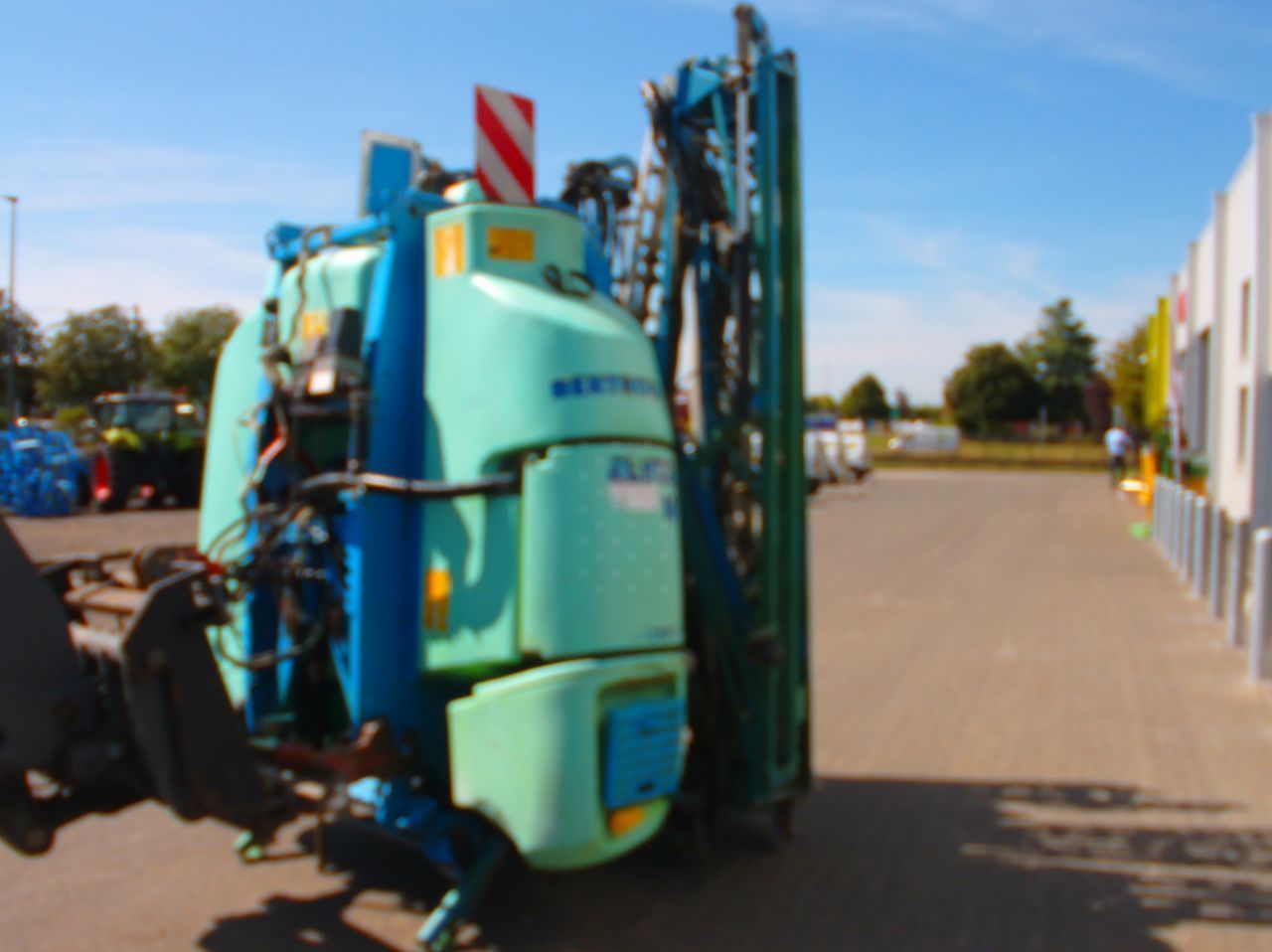 E-FARM: Berthoud elyte 1600 dp tronic - Pulvérisateur - id 7QCMDC8 - 10 900 € - Année: 2011 - France