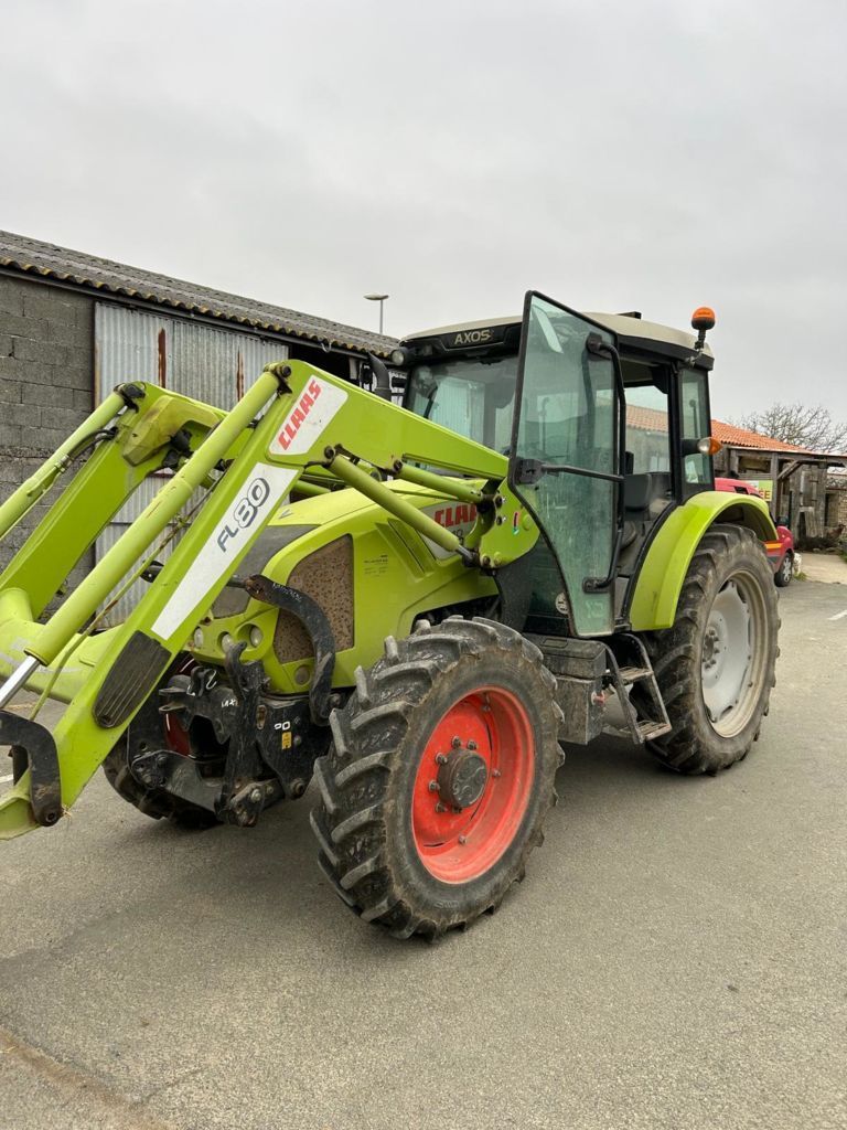 E-FARM: Claas Atos 340 - Tractor - id ILZTADG - 30.500 € - Año: 2011 - Horas: 4450,Potencia del motor: 115,Francia
