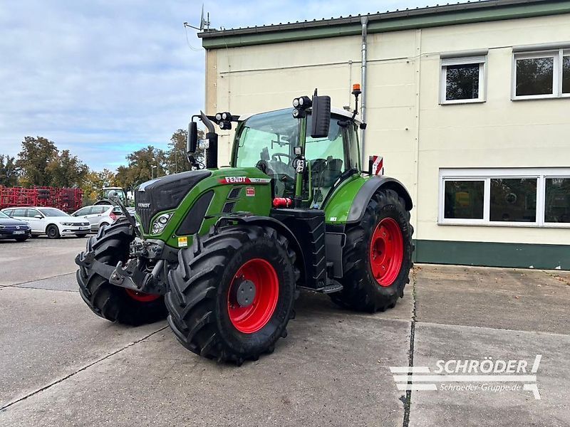 Fendt 724 Vario Profi+ Tractor €168,885