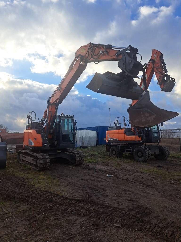 Doosan dx140lcr-5 Ερπυστριοφόρος εκσκαφέας 59.542 €