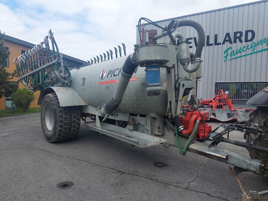 E-FARM: Pichon tci 10400 - Esparcidor de estiércol líquido autopropulsado - id ZS2VGWD - 52.000 € - Año: 2018 - Francia