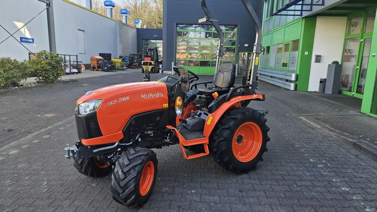 E-FARM: Kubota b 2-261 d - Traktor - id LNCRILB - 16 590 € - Rok produkcji: 2025 - Motogodziny: 1,Moc silnika: 25,Niemcy