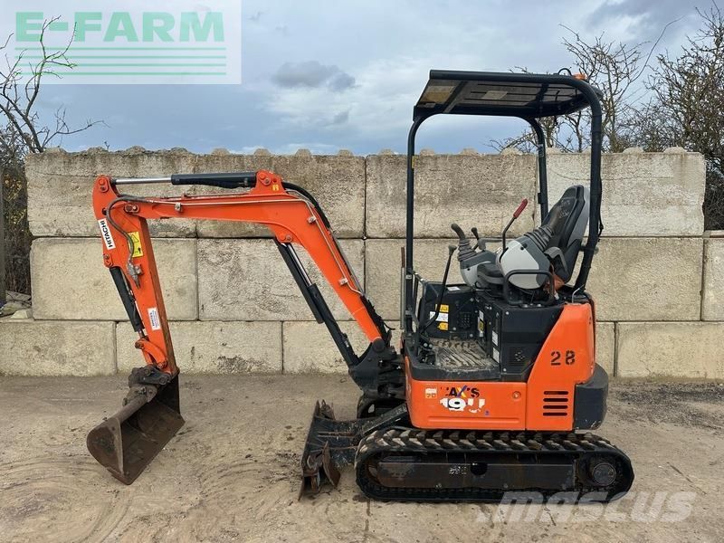 Hitachi zx19 Mini excavadora  12.691 €