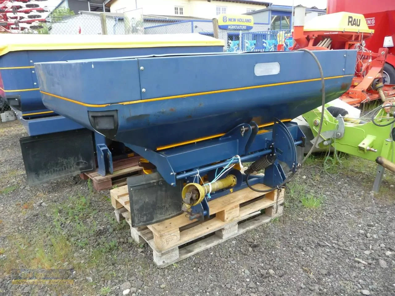 E-FARM: Bogballe l1plus 1150 - Rozsiewacz nawozów - id QNQNADT - Rok produkcji: 2007 - Niemcy