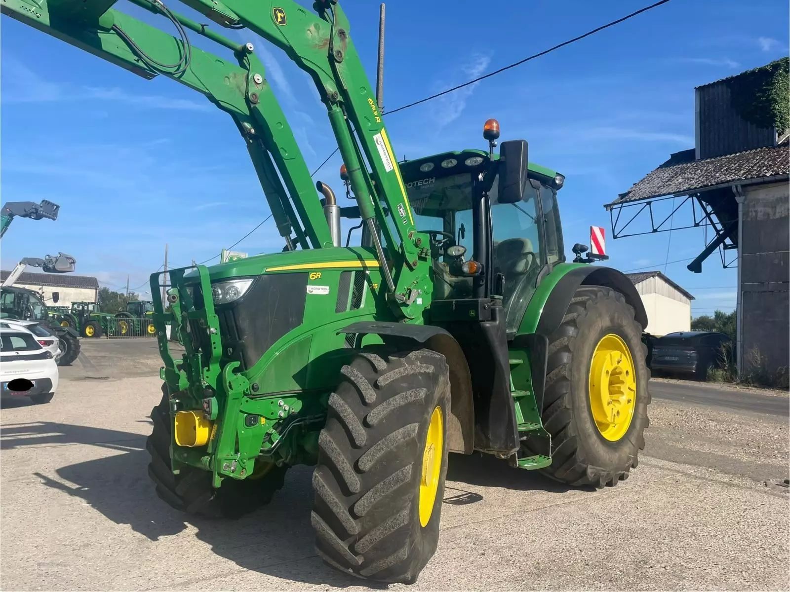 John Deere 6R 215 Tractor €145,000