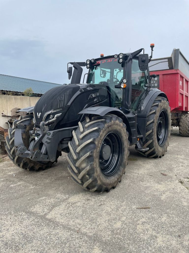 Valtra T175 Active Tractor €95,000