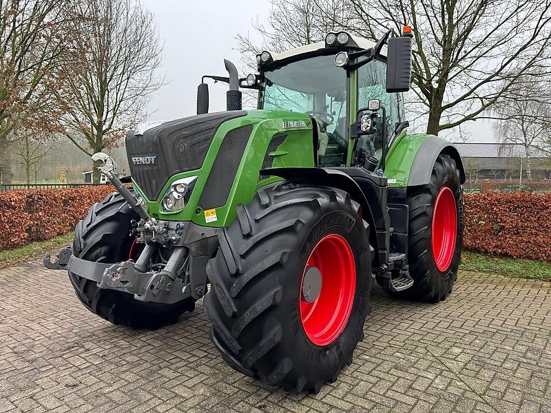 Fendt 826 Vario Profi Plus Traktor 129.500 €