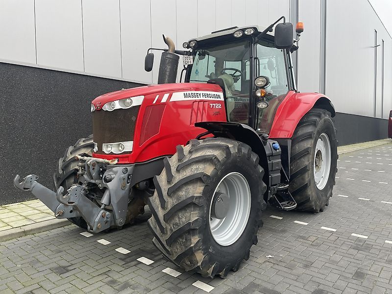 E-FARM: Massey Ferguson 7722 - Tractor - id RXZ1UJZ - Año: 2017 - Horas: 6910,Países Bajos