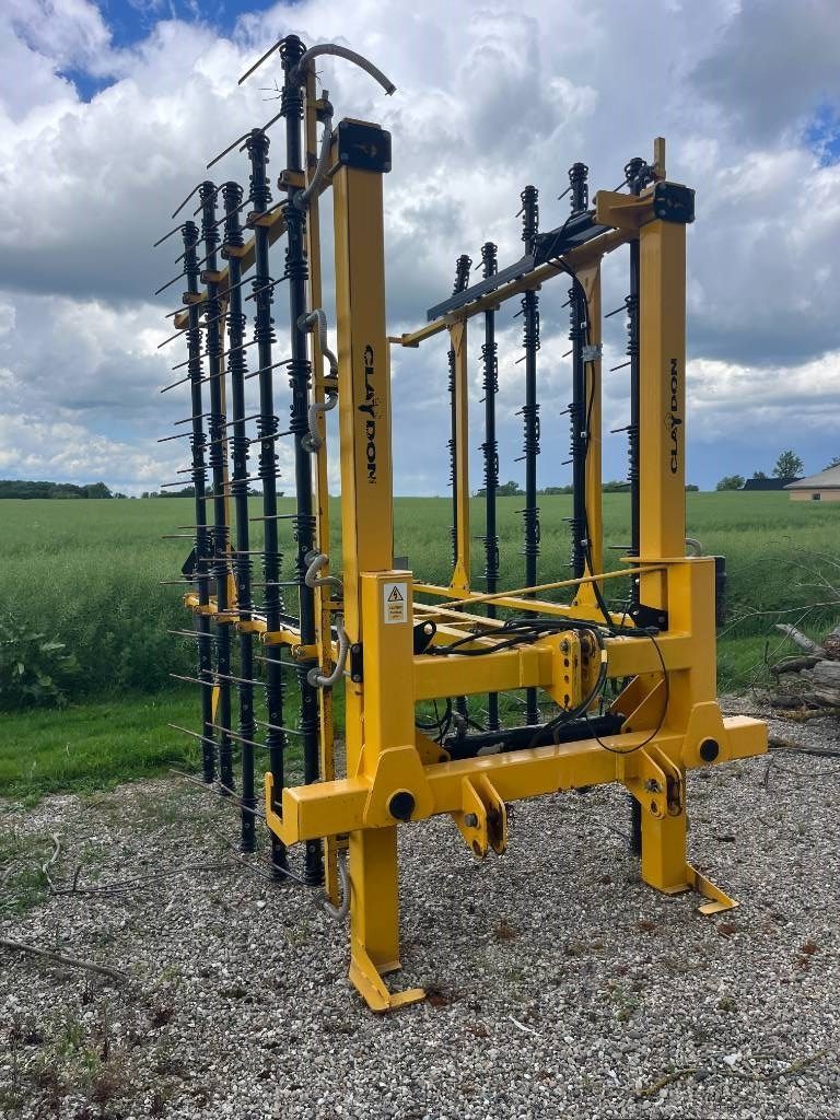 E-FARM: Claydon 7.5m straw harrow - Herse à disques et disque compact - id KUEGC9E - 12 736 € - Année: 2014 - Danemark