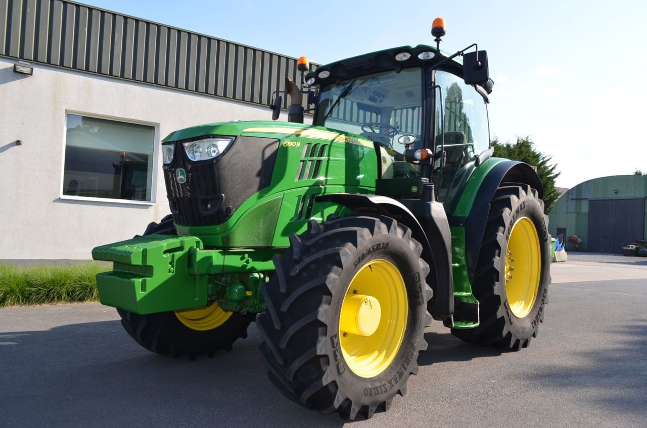 E-FARM: John Deere 6190 R - Tractor - id GRLMTTQ - 66.000 € - Año: 2011 - Horas: 5424,Potencia del motor: 190,Bélgica