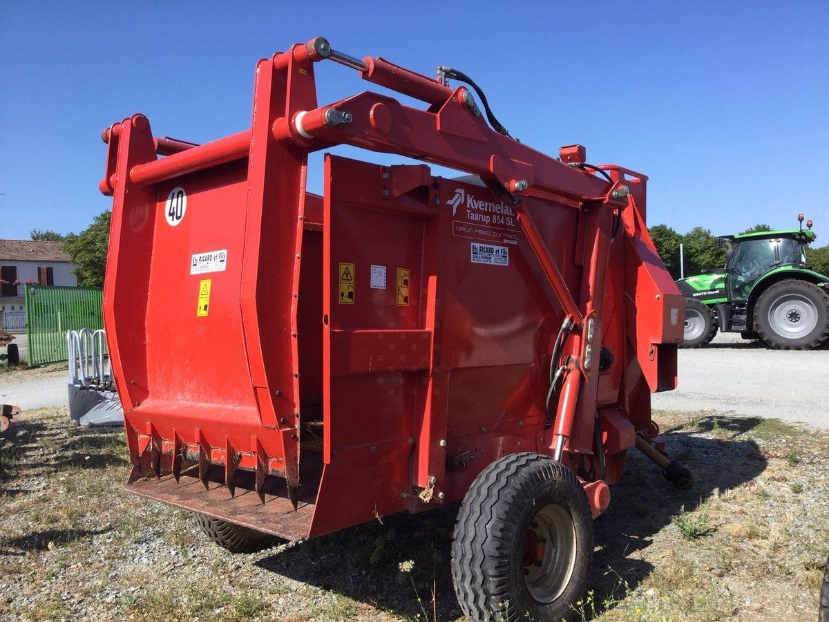 E-FARM: Kverneland kt854 sl evo - Feeder other - id 4Z5CEAE - €5,500 - Year of construction: 2012 - France