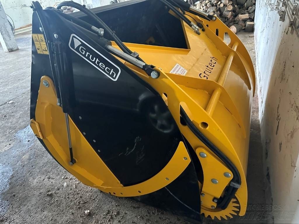 E-FARM: grutech gth-lfm2 takarmányfelszedő és kiosztó kanál - Carro miscelatore - id I7ANF1T - 7.314 € - Anno di costruzione: 2022 - Ungheria