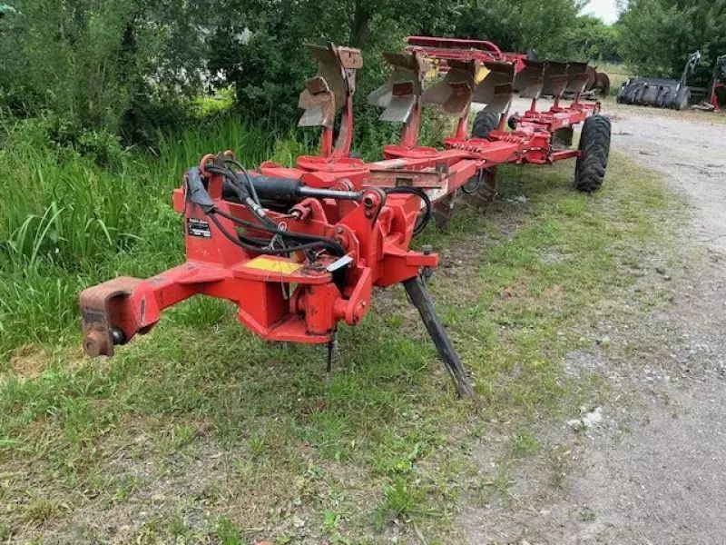E-FARM: GREGOIRE BESSON sper-y7 - Plough - id CBVXV5A - €6,800 - Year of construction: 1996 - France