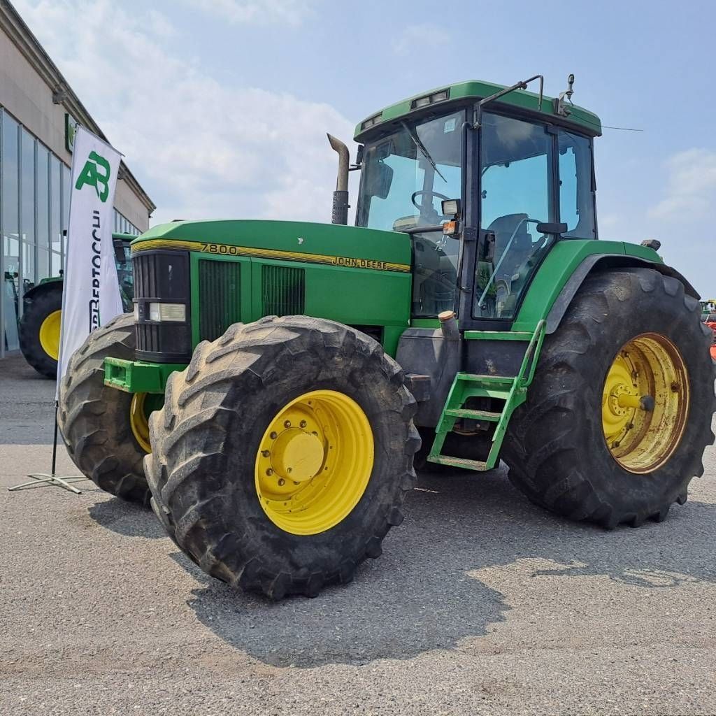 E-FARM: John Deere 7800 - Tractor - id WSTBBXG - 24.000 € - Año: 1994 - Horas: 16.071,Potencia del motor: 170,Italia