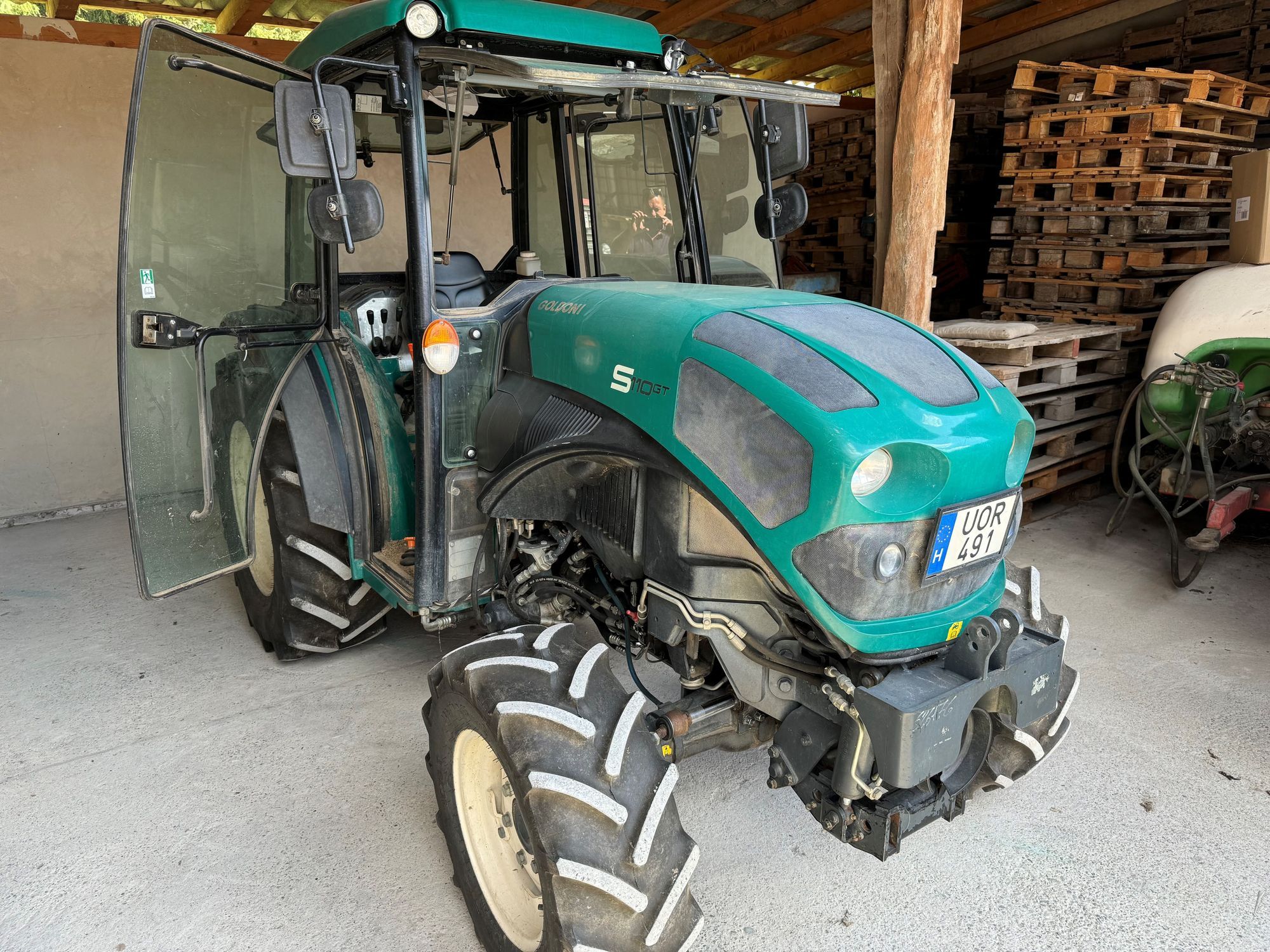 E-FARM: Goldoni S 110 GT - Trattore - id KIUPHJC - 33.000 € - Anno di costruzione: 2019 - Ore: 800,Potenza del motore: 110,Ungheria