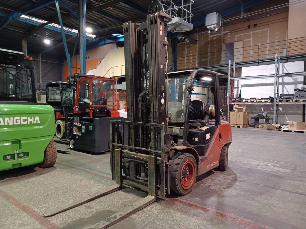 E-FARM: Hangcha xf35g - Chariot élévateur - id ZDWRHZ9 - 17 800 € - Année: 2019 - Lecture du nombre d'heure: 2 265,France