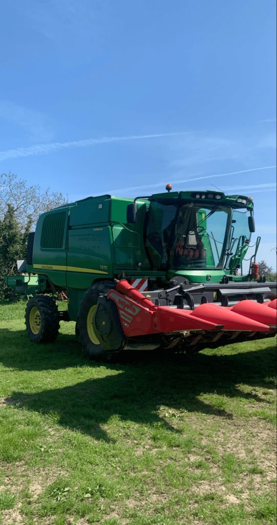 E-FARM: John Deere T 670 - Kombajn zbożowy - id FRCXXUP - Rok produkcji: 2013 - Motogodziny: 4 800,Francja