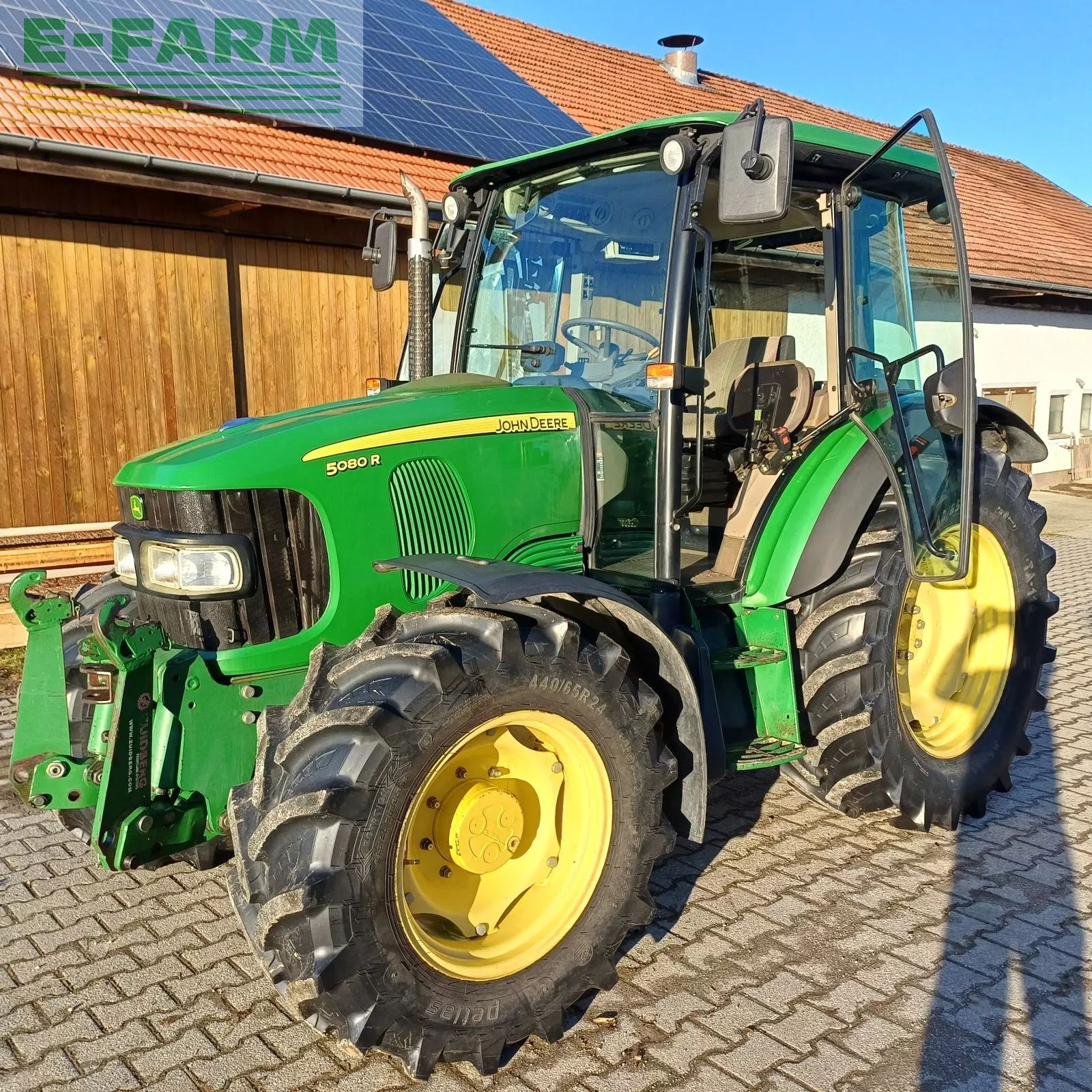 John Deere 5080 R Tractor €61,000
