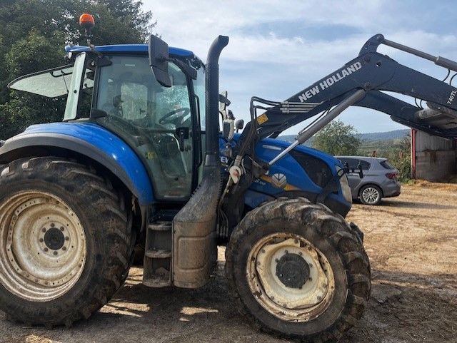 E-FARM: New Holland T5.100 EC - Tractor - id 3MNLAJC - 49.000 EUR - Anul: 2020 - Citeste ore: 3.000,Muterea motorului: 100,Franța