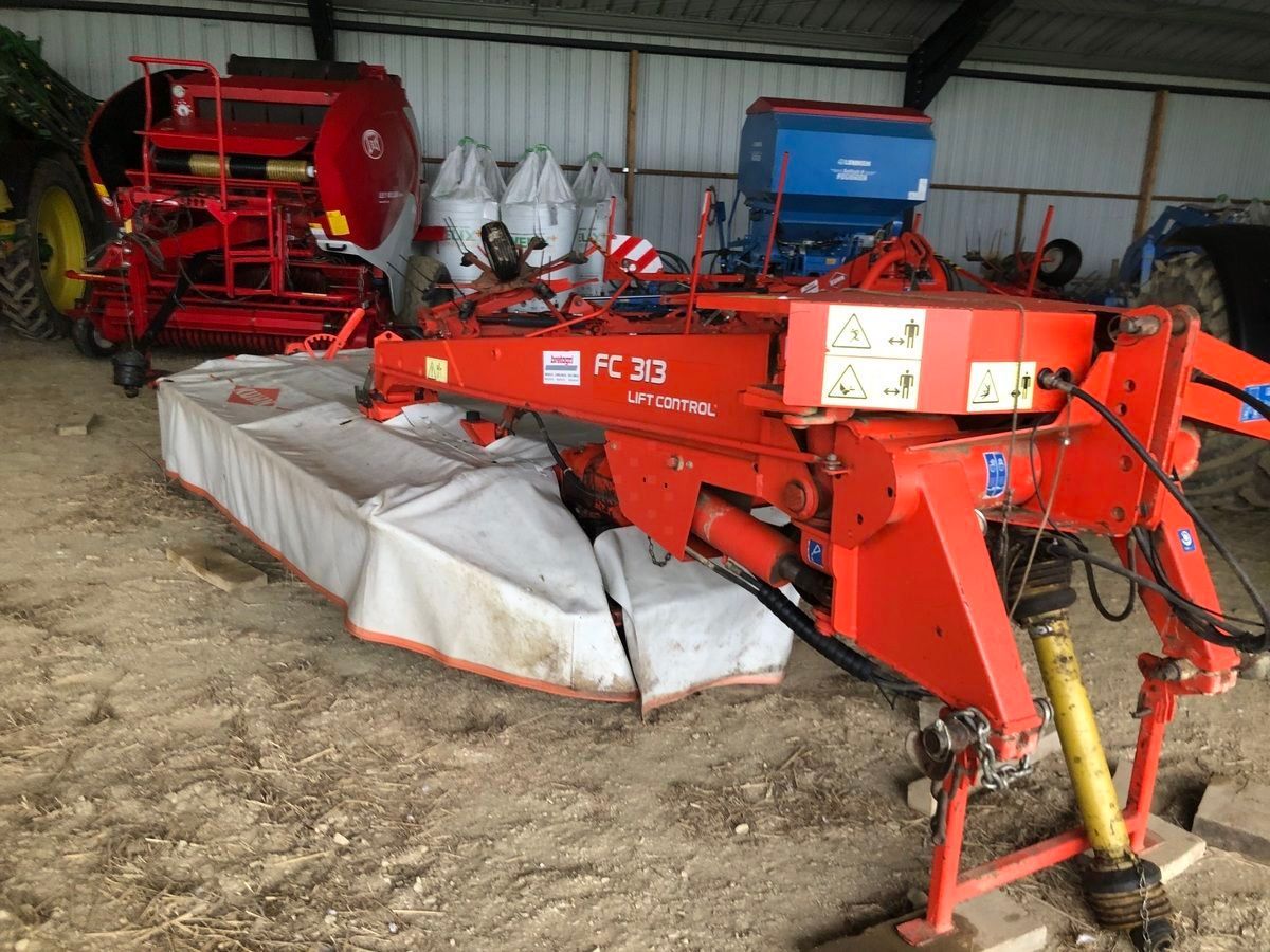 E-FARM: Kuhn fc310 - Косачка - id 7XAXF6C - 6000 € - Година на построяване: 2010 - Франция