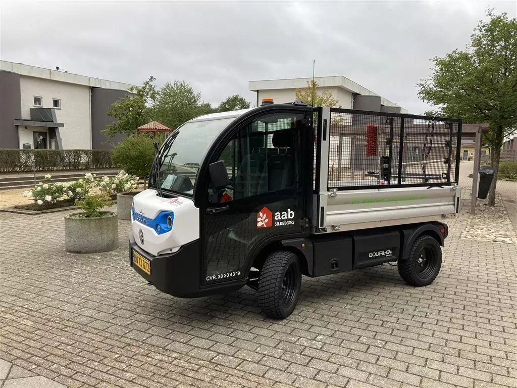 Goupil g4 g4 tipper Część 30 924 €