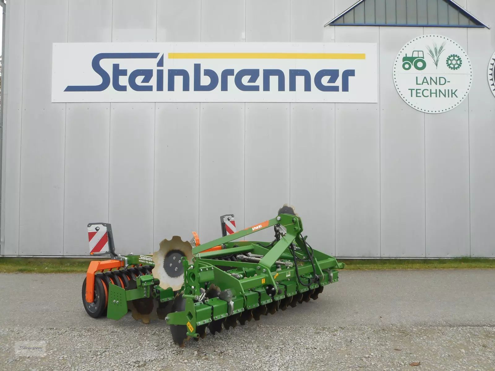 E-FARM: Amazone catros xl 3003 - Brona talerzowa i talerzówka kompaktowa - id IFGNN1A - 19 244 € - Rok produkcji: 2024 - Niemcy