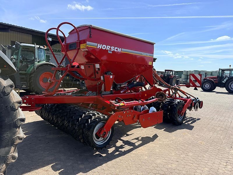 HORSCH Pronto 3 DC Siewnik rzędowy/agregat uprawowo-siewny 20 200 €