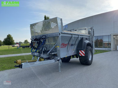 E-FARM: Fliegl ADS 120 - Manure and compost spreader - id VJFH59G - €47,800 - Year of construction: 2024 - Germany