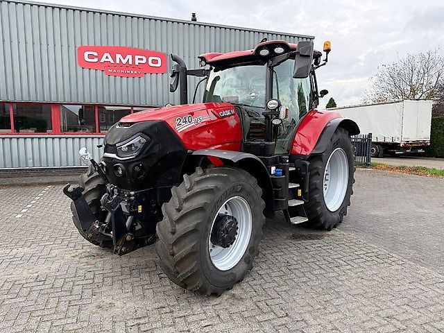 Case IH Puma 240 CVX Tractor €104,000