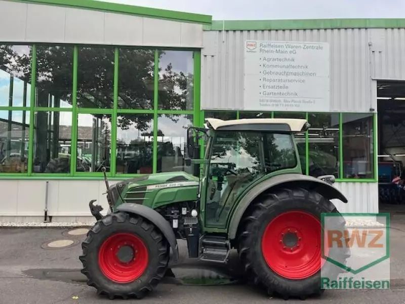E-FARM: Fendt 209 Vario - Tractor - id AAUEASK - €54,538 - Year of construction: 2010 - Engine hours: 6,200,Engine power (HP): 90,Germany