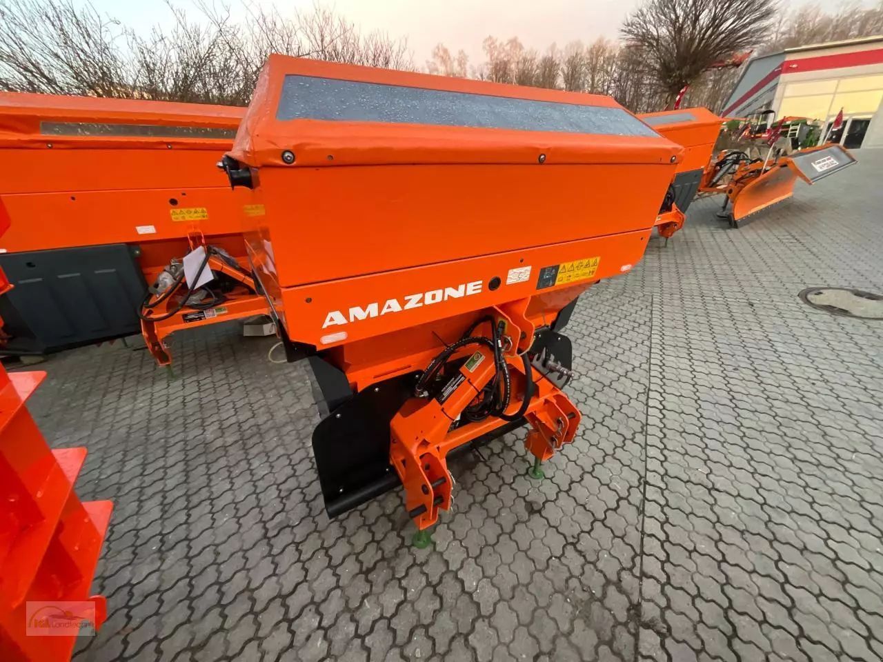E-FARM: Amazone icetiger s - Municipal equipment - id RV77SDB - €15,294 - Year of construction: 2023 - Germany