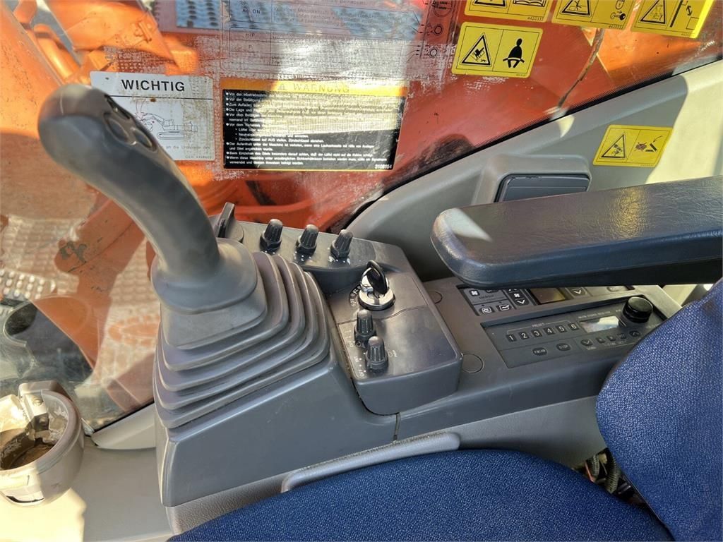 E-FARM: Hitachi zx520lch-3 - Crawler excavator - id 4FKDFBS
